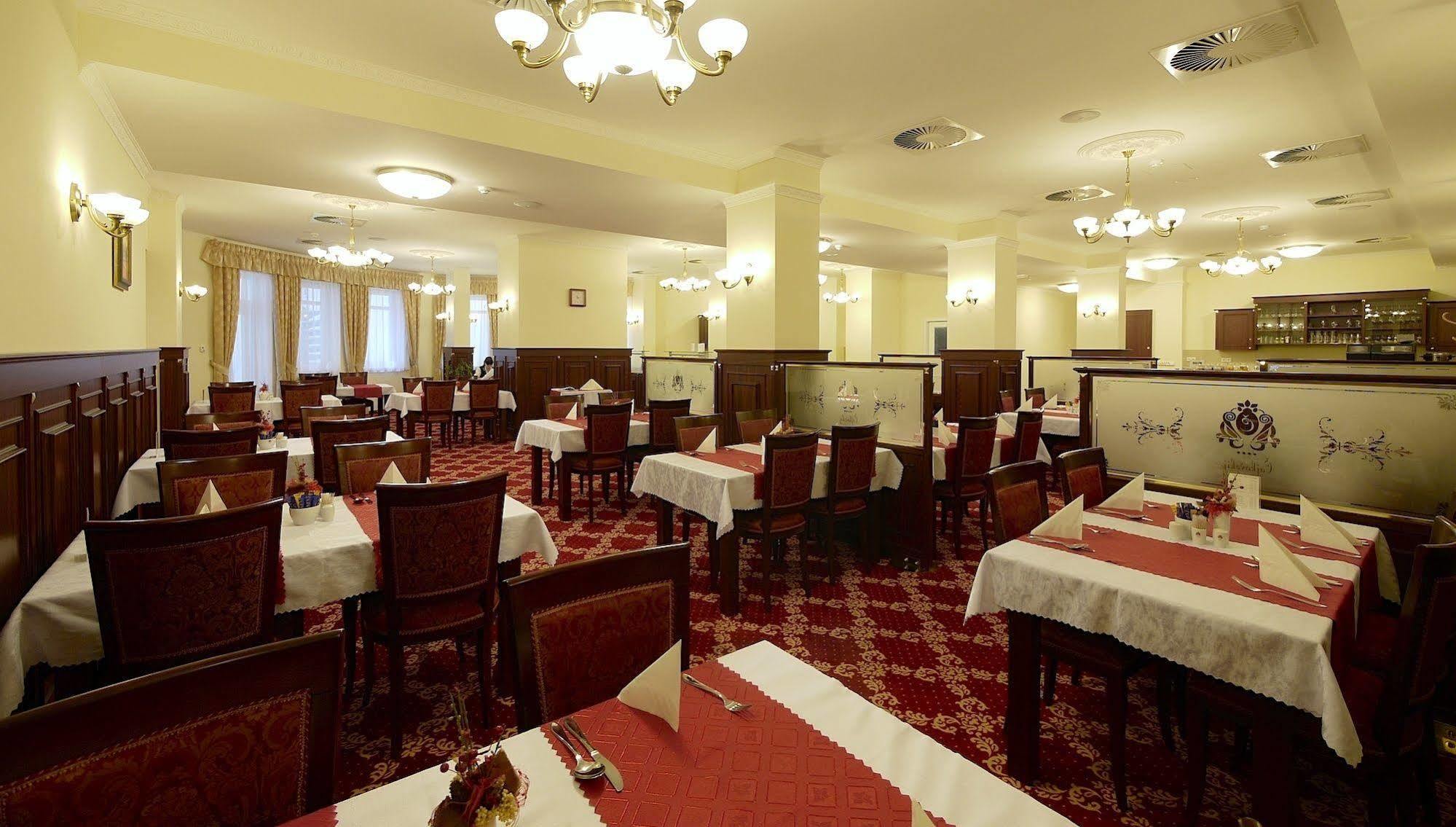 Spa Hotel Cajkovskij Karlovy Vary Eksteriør bilde