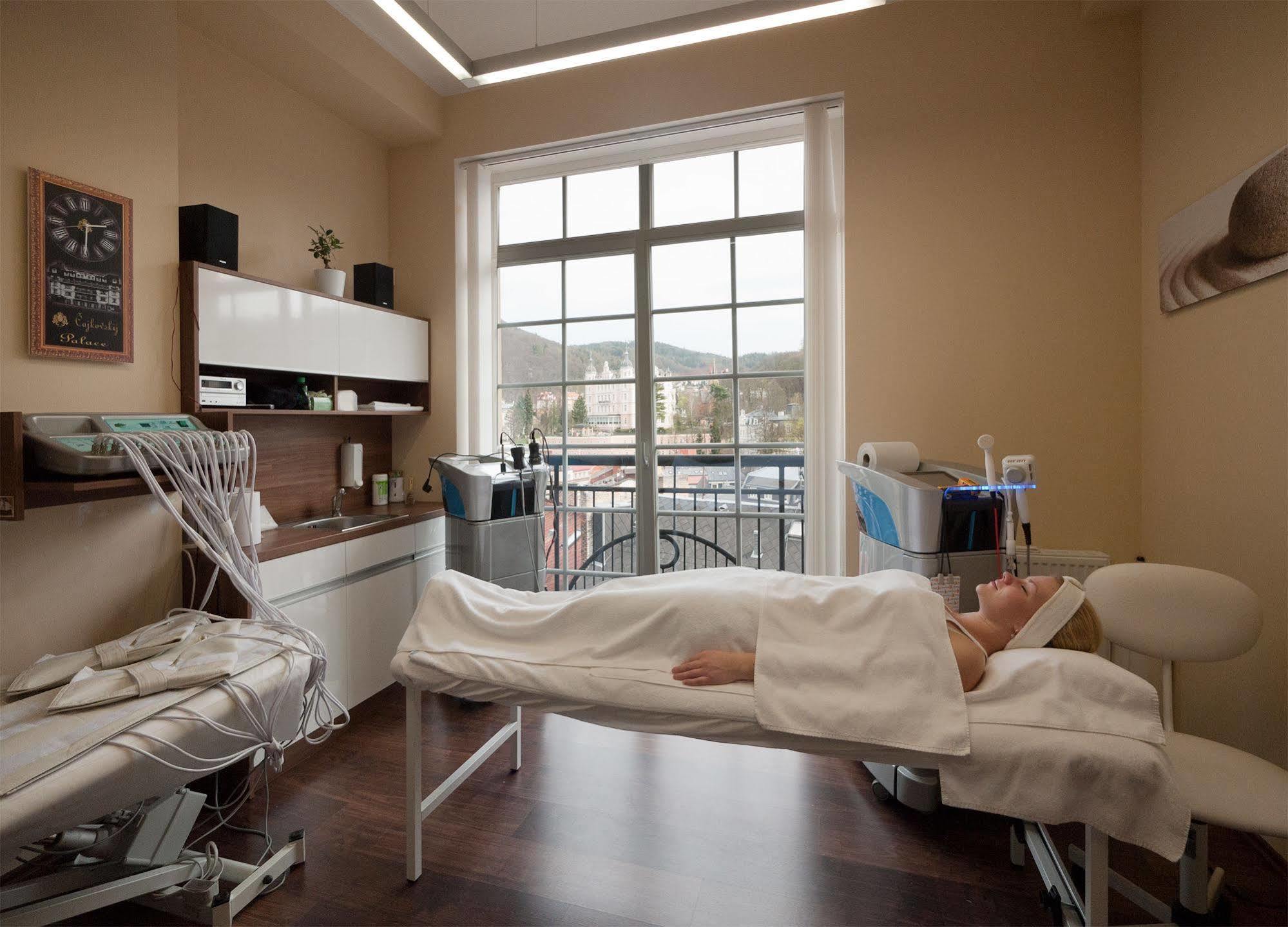 Spa Hotel Cajkovskij Karlovy Vary Eksteriør bilde