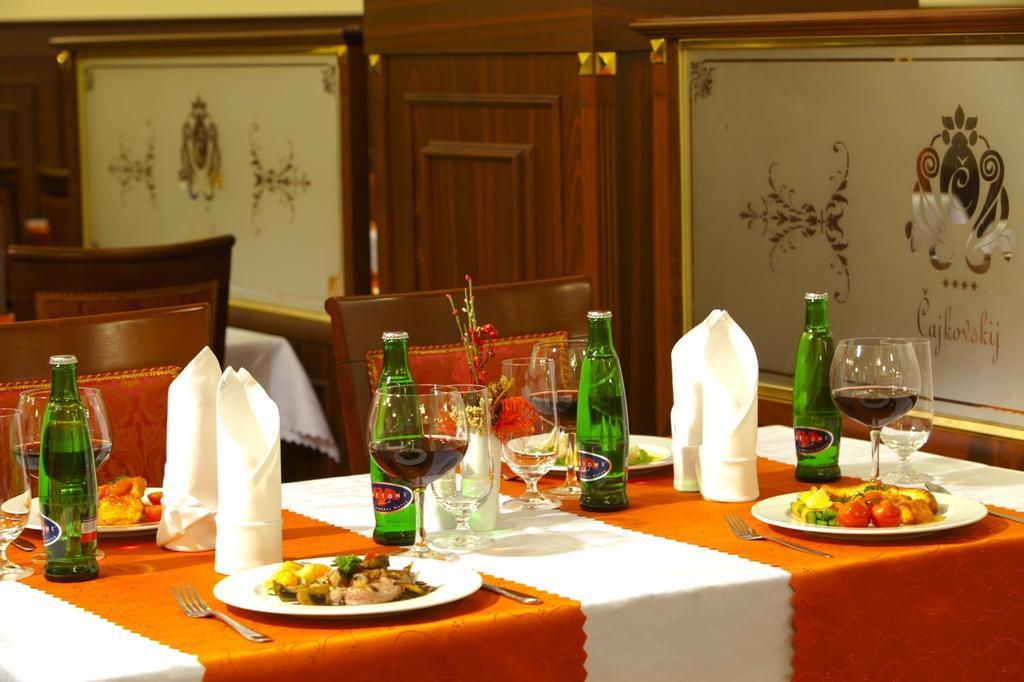 Spa Hotel Cajkovskij Karlovy Vary Eksteriør bilde